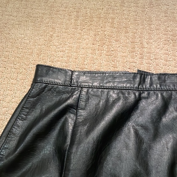 Vintage Mario Delfino leather pencil skirt - Picture 7 of 9